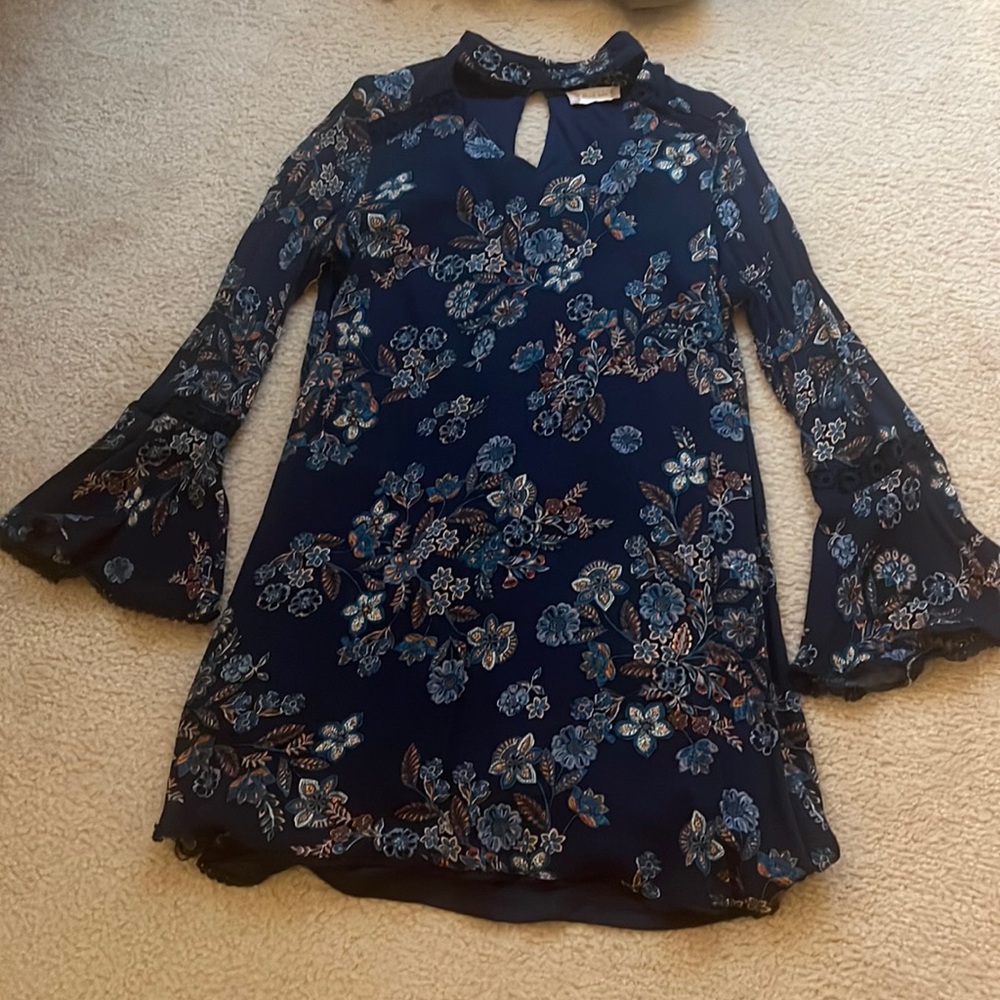 Altar’d State size small dress in good condition